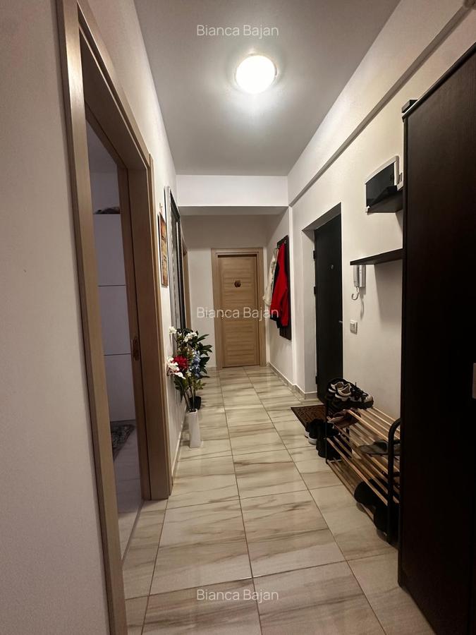 SECTOR 4- APARTAMENT 3 CAMERE 2 BAI - Etaj 1 - 9