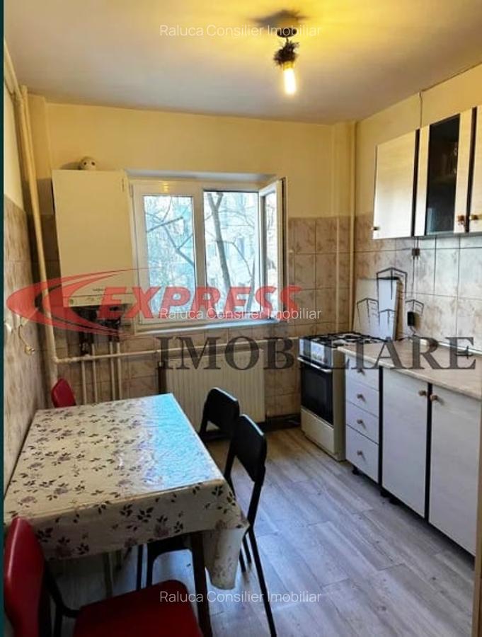 Apartament cu 3 camere decomandat în Dristor - 2