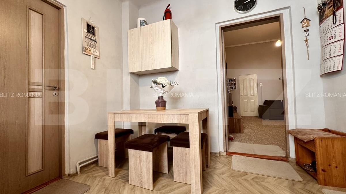 Apartament cu 3 camere la curte comuna, central, 2 parcari, centrala gaz - 6