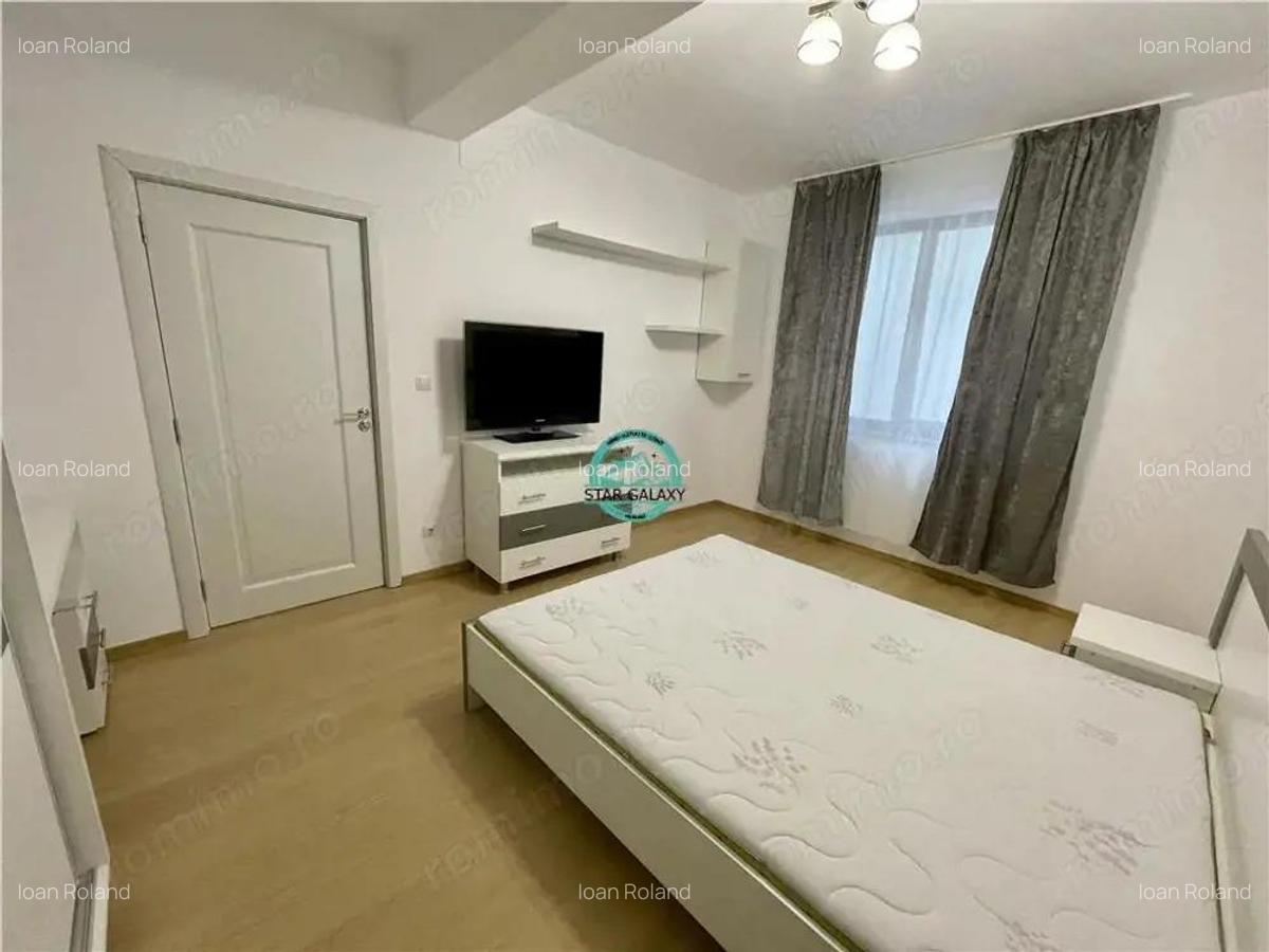Inchiriez apartament cu 2 camere, bloc nou, in Centru str. Revolutiei - 6