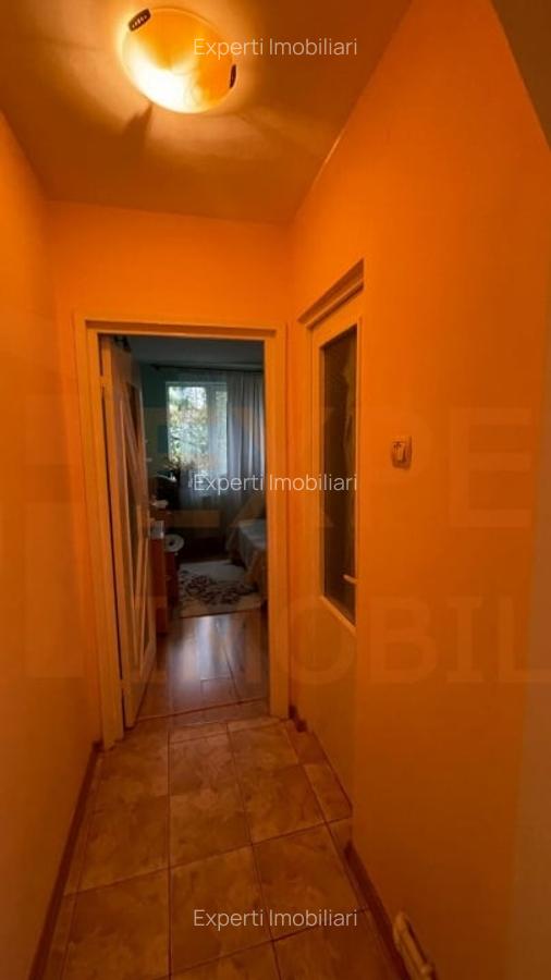 Apartament 4 camere - zona Far Constanta - 5
