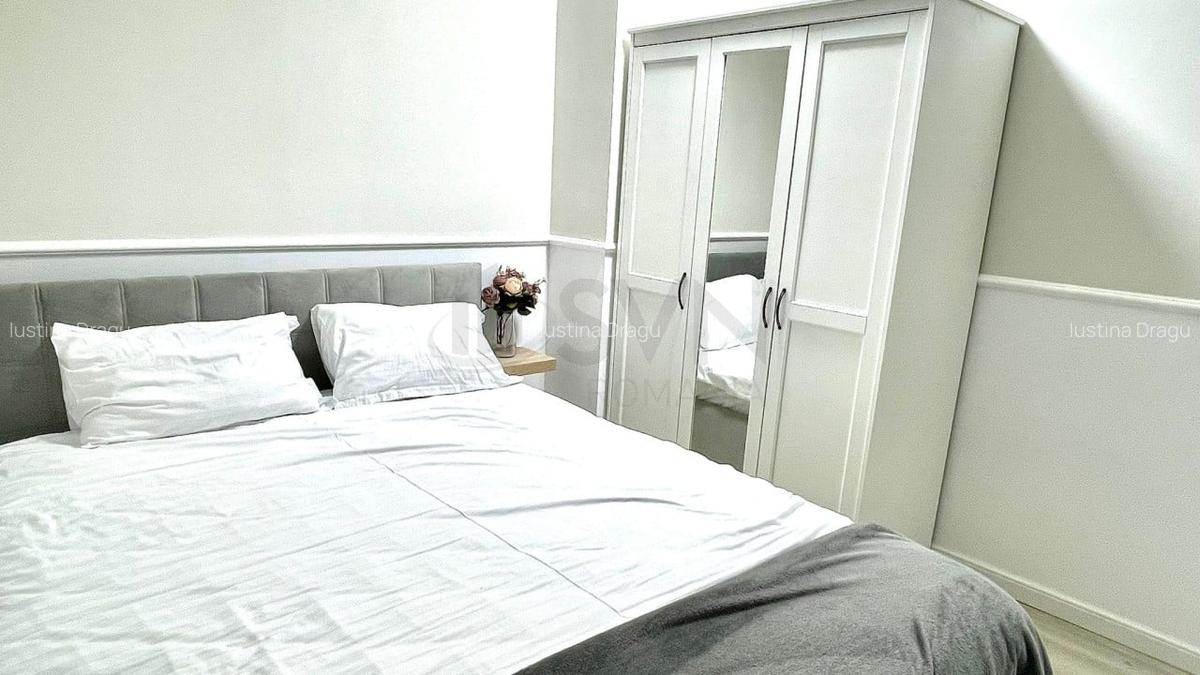 Apartament cu 8 camere decomandat în Aviației - 5