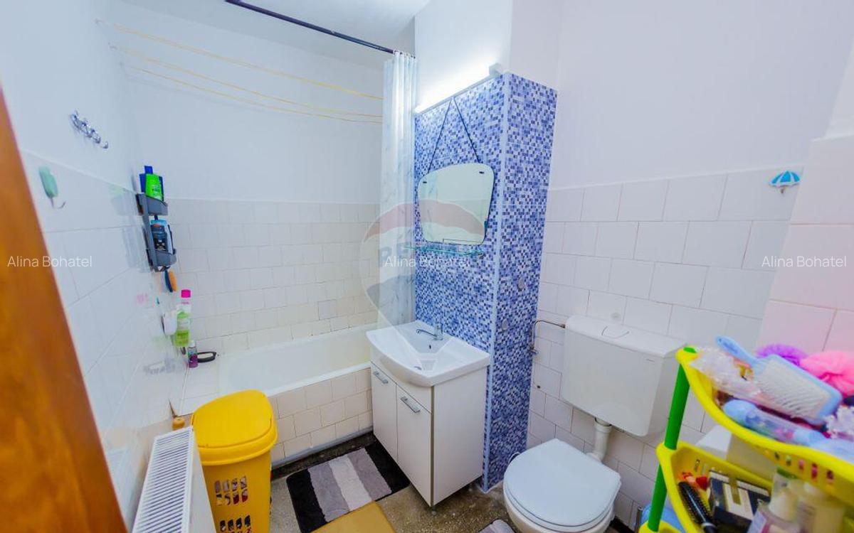 DE VANZARE pe Bld. Unirii- apartament cu 3 camere, boxa ?... - 12