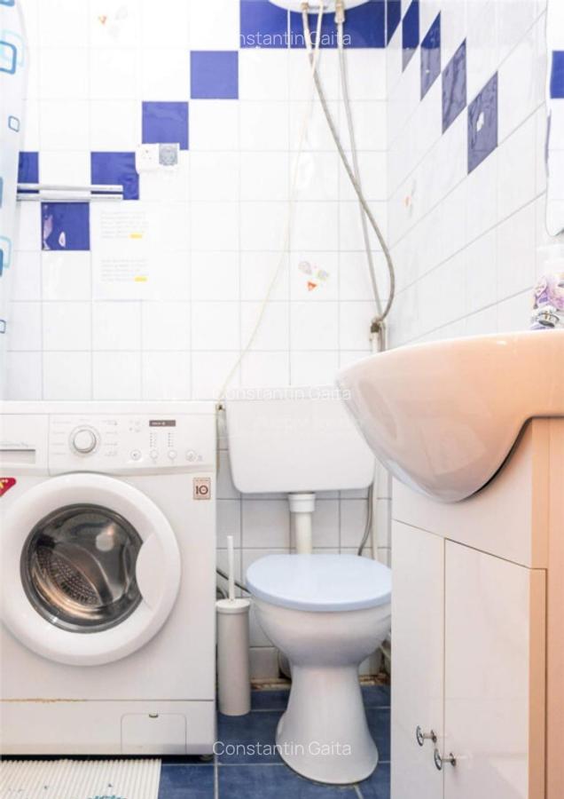 Garsoniera - detine centrala termica - Calea Victoriei - Rom - 2