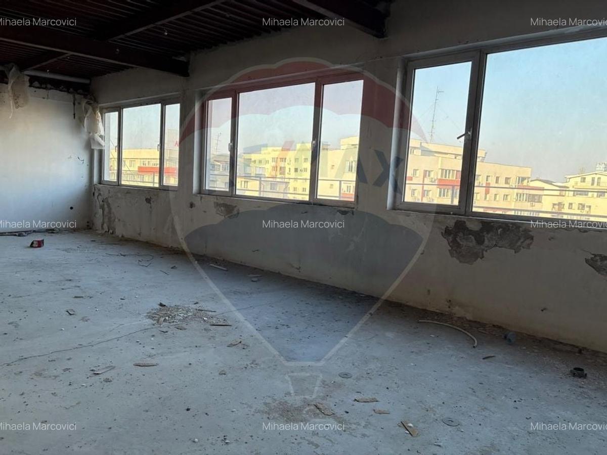 Spatiu comercial/birouri de Inchiriat - Open - Space in Perla, Doroban - 2
