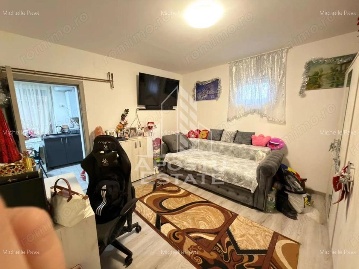 Apartament cu 2 camere si pod la casa cu curte comuna, zona Mehala - 2