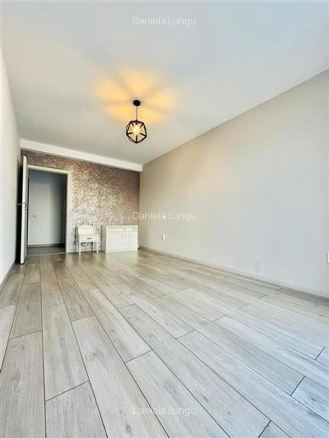 Apartament 3 camere, cu  loc de parcare si boxa, Tractorul, Brasov - 4