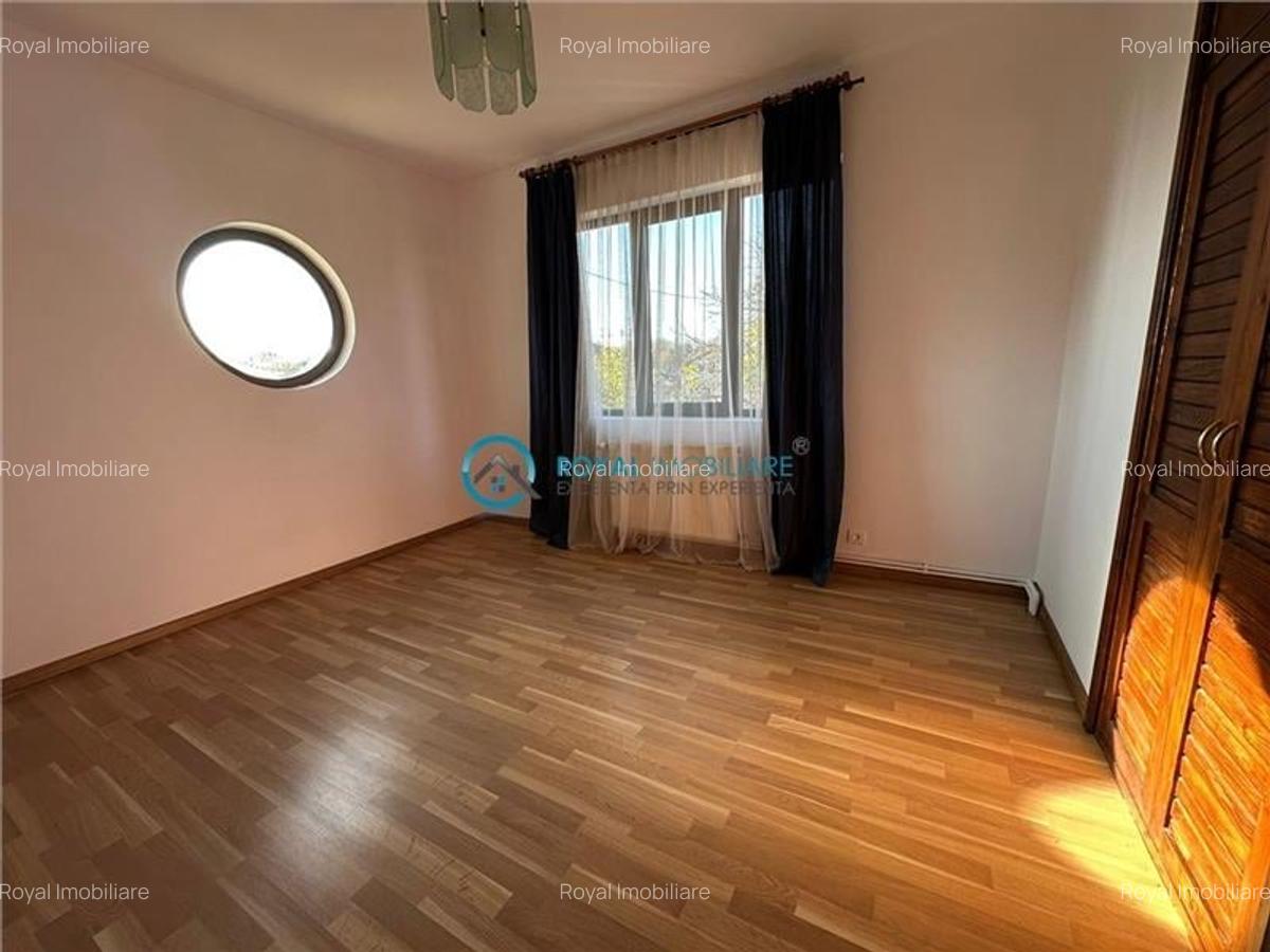 Royal Imobiliare - Vanzare Vila 5 camere , teren 800 mp,zona Sala Sporturilor - 13