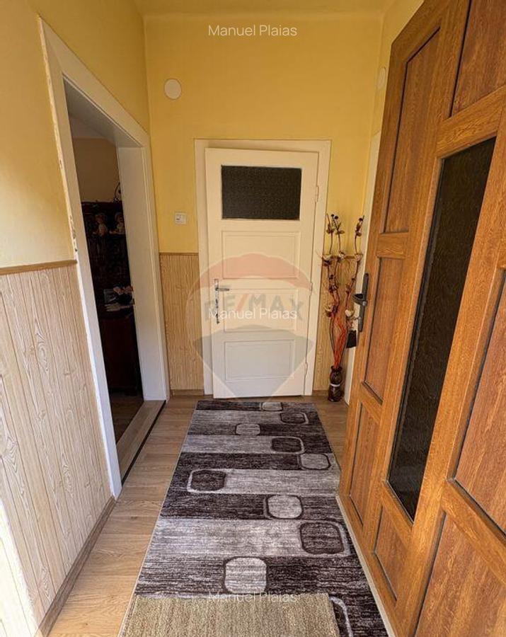 Casa 4 camere, 2 bai, curte 450mp, zona Baznei - 11 Casa 4 camere, 2 bai, curte 450mp, zona Baznei - 11