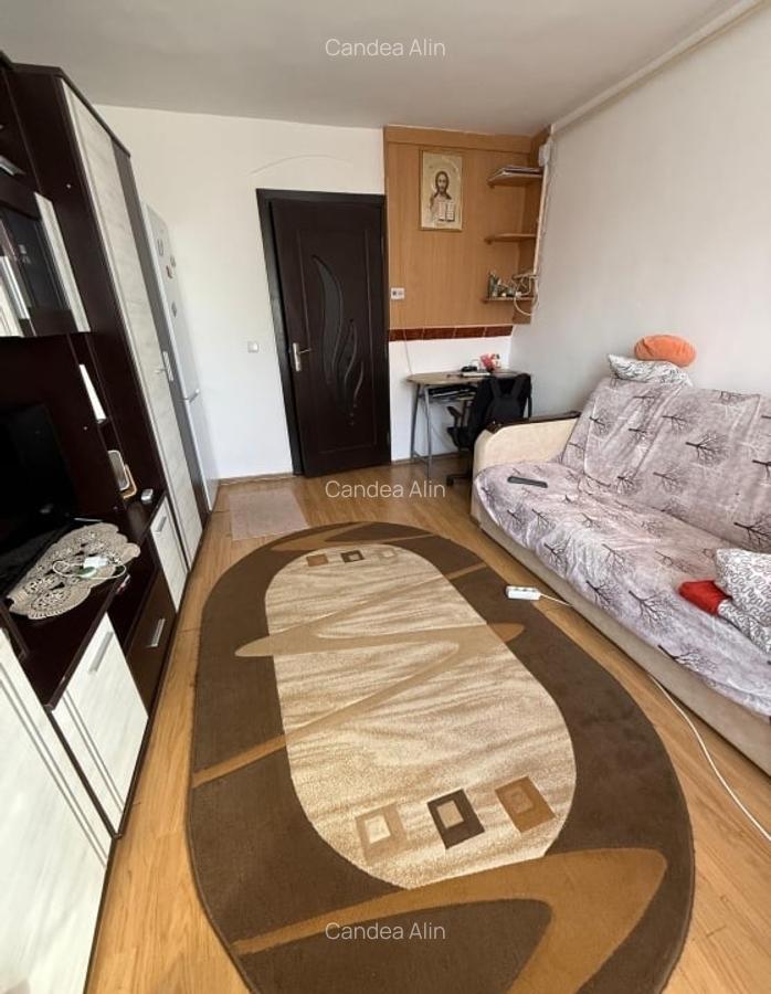 APARTAMENT CU  1 CAMERE - 2