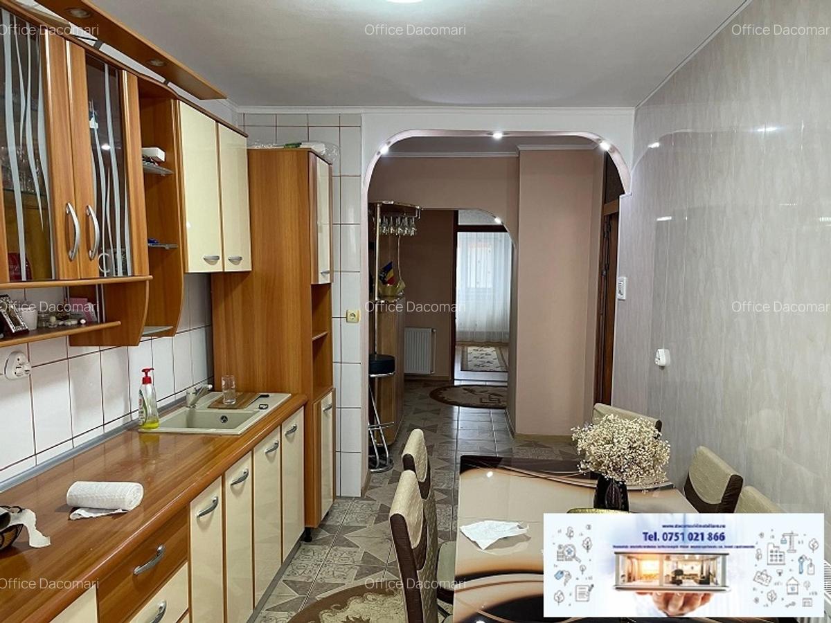 Apartament de vanzare, 3 camere, parter, zona Garii - 2