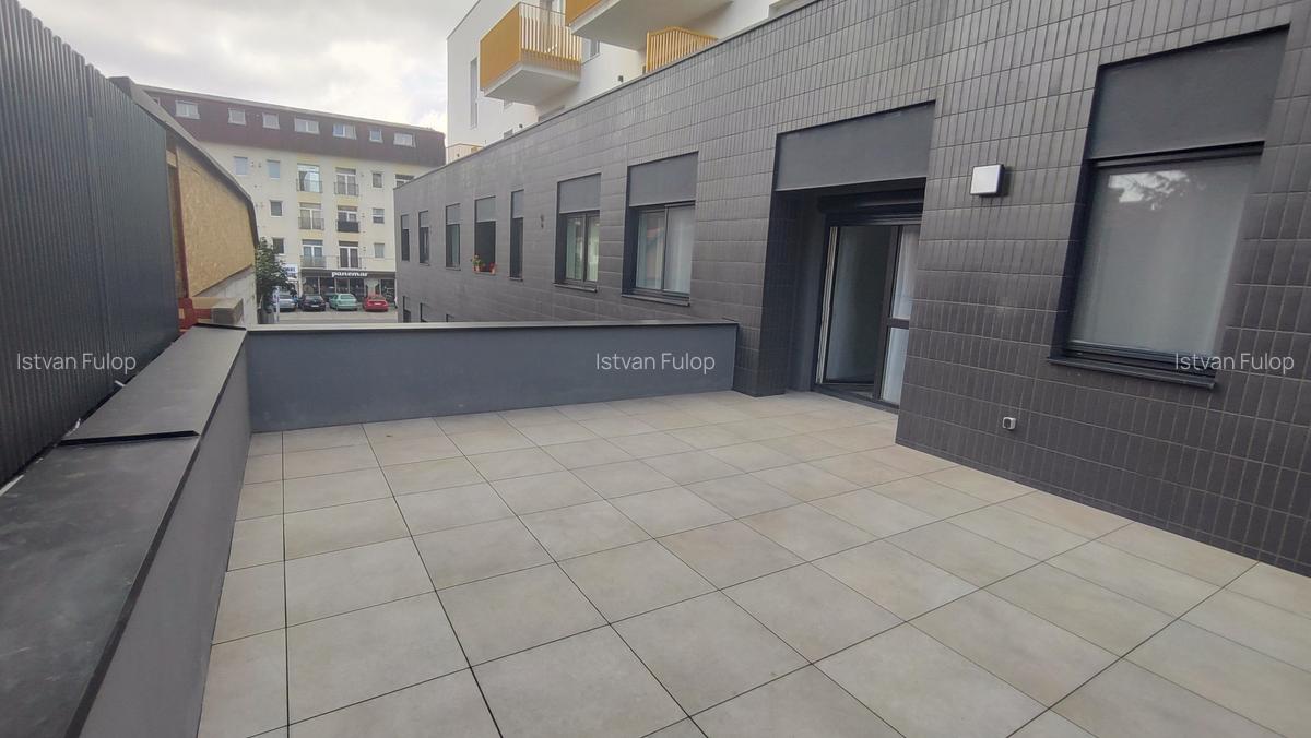 Inchiriez apartament 2 camere, garaj, terasa - 15