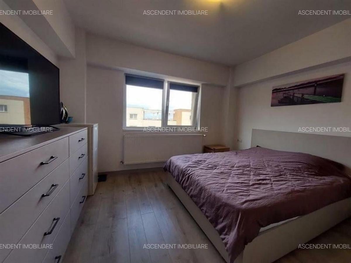 Apartament cu 3 camere decomandat în Centrul Civic - 3
