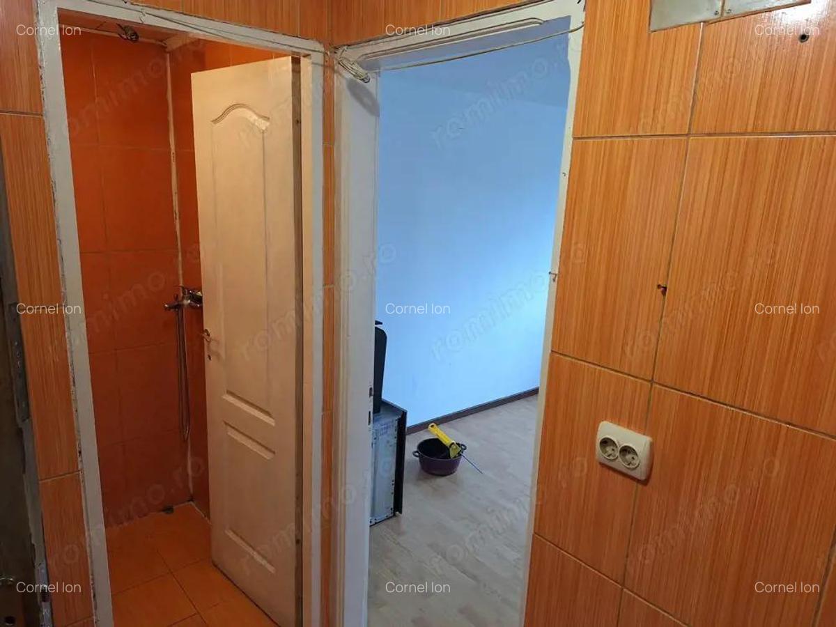 Garsoniera 21mp -etaj 1- Soseaua Oltenitei - Metrou Aparatorii Patriei - 5