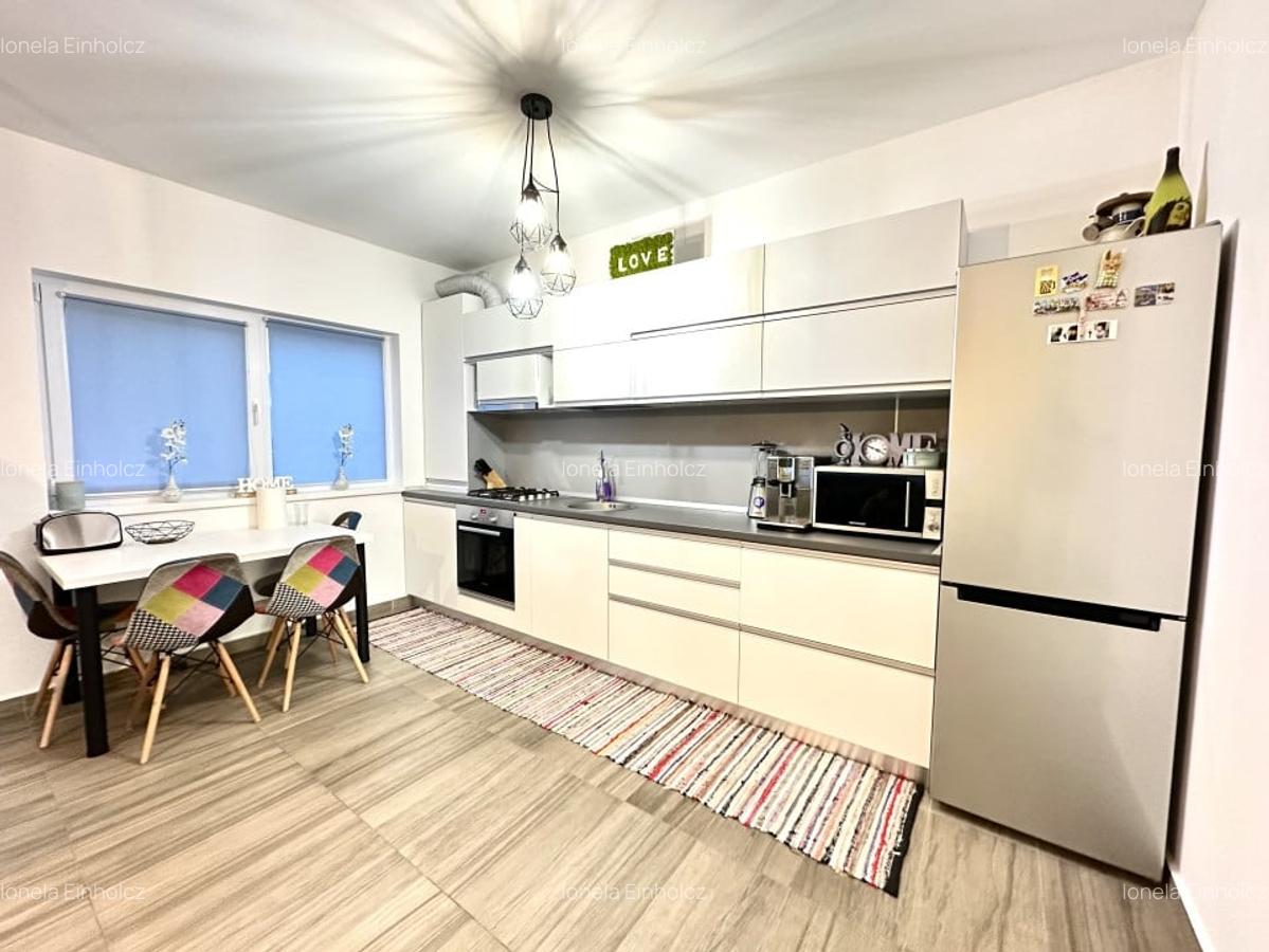 Casa insiruita, eleganta si moderna, complet mobilata, 80 mp utili - Dumbravita - 2