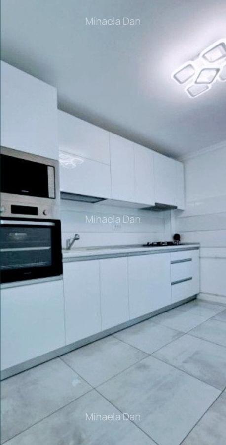 Apartament -3 camere -decomandat-Zona 13 Septembrie - 6