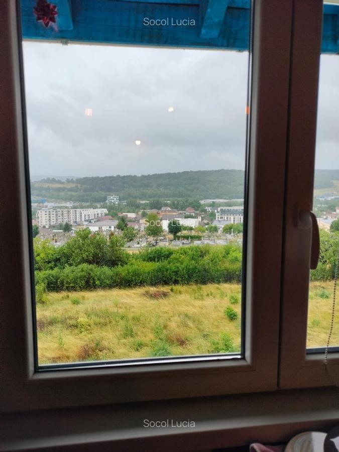 Schimb/ (vând )apartament cu unul în cart. Mărăști/ Mănăstur - 1