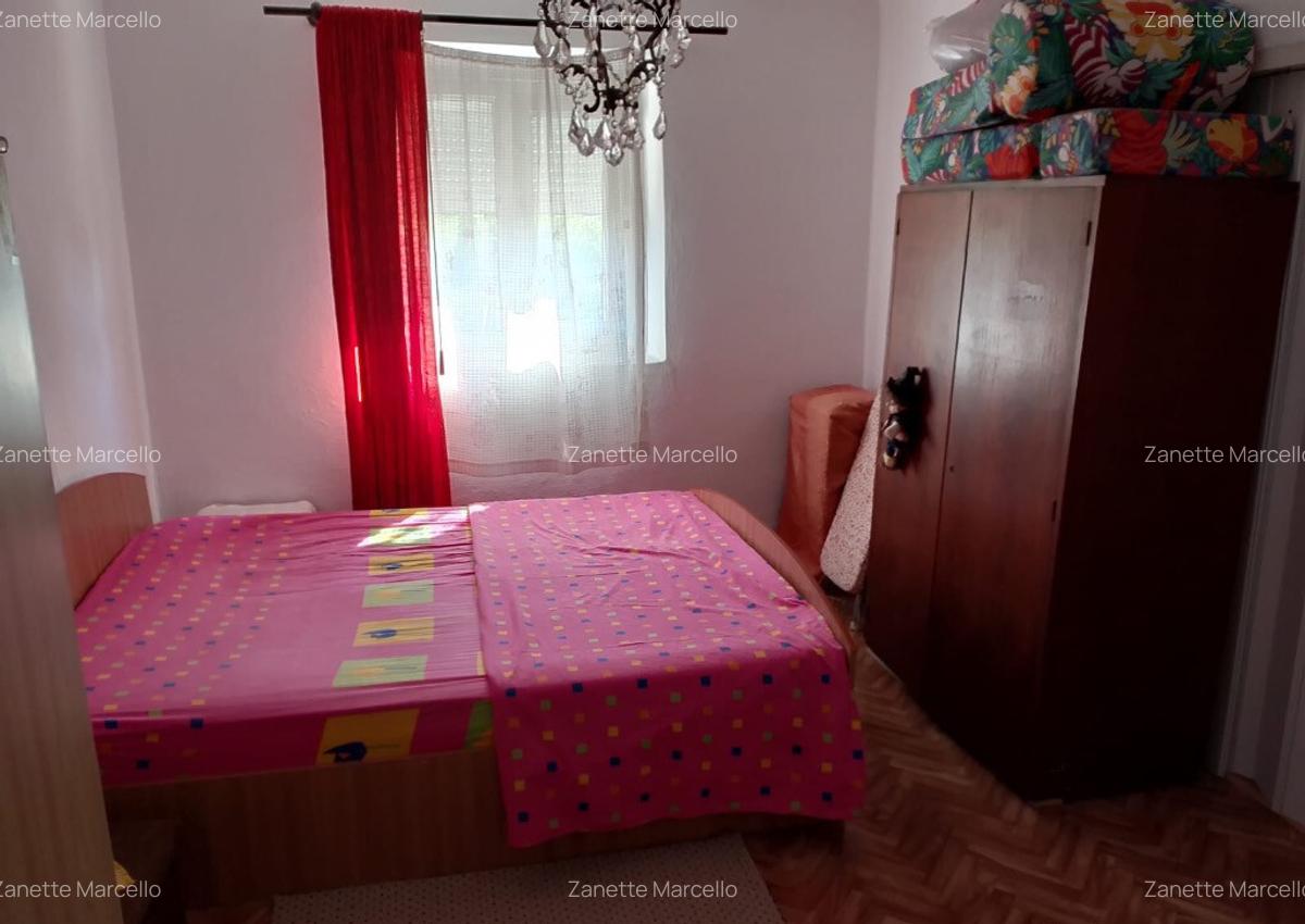 Casa mobilata Straoane, Vrancea - 8