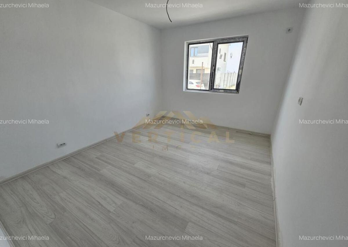 Casa parter 3 camere cu teren 330 mp - com Berceni - 2
