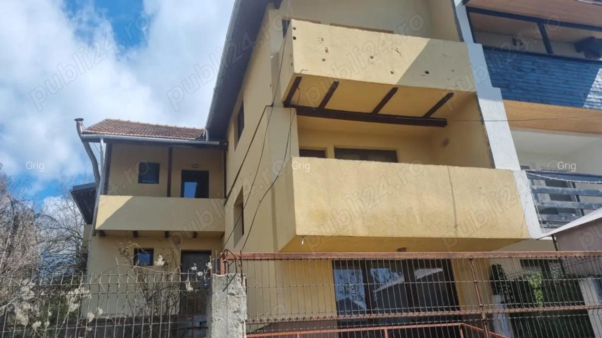 Vila P+1 cu 5 camere si garaj + teren 433mp - 4
