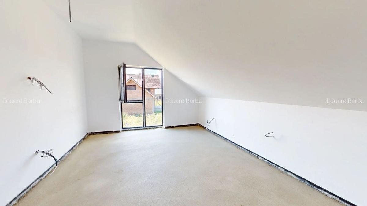 Casă nouă tip duplex în Cristian, 5 camere, 2 băi, materiale premium - 9 Casă nouă tip duplex în Cristian, 5 camere, 2 băi, materiale premium - 9