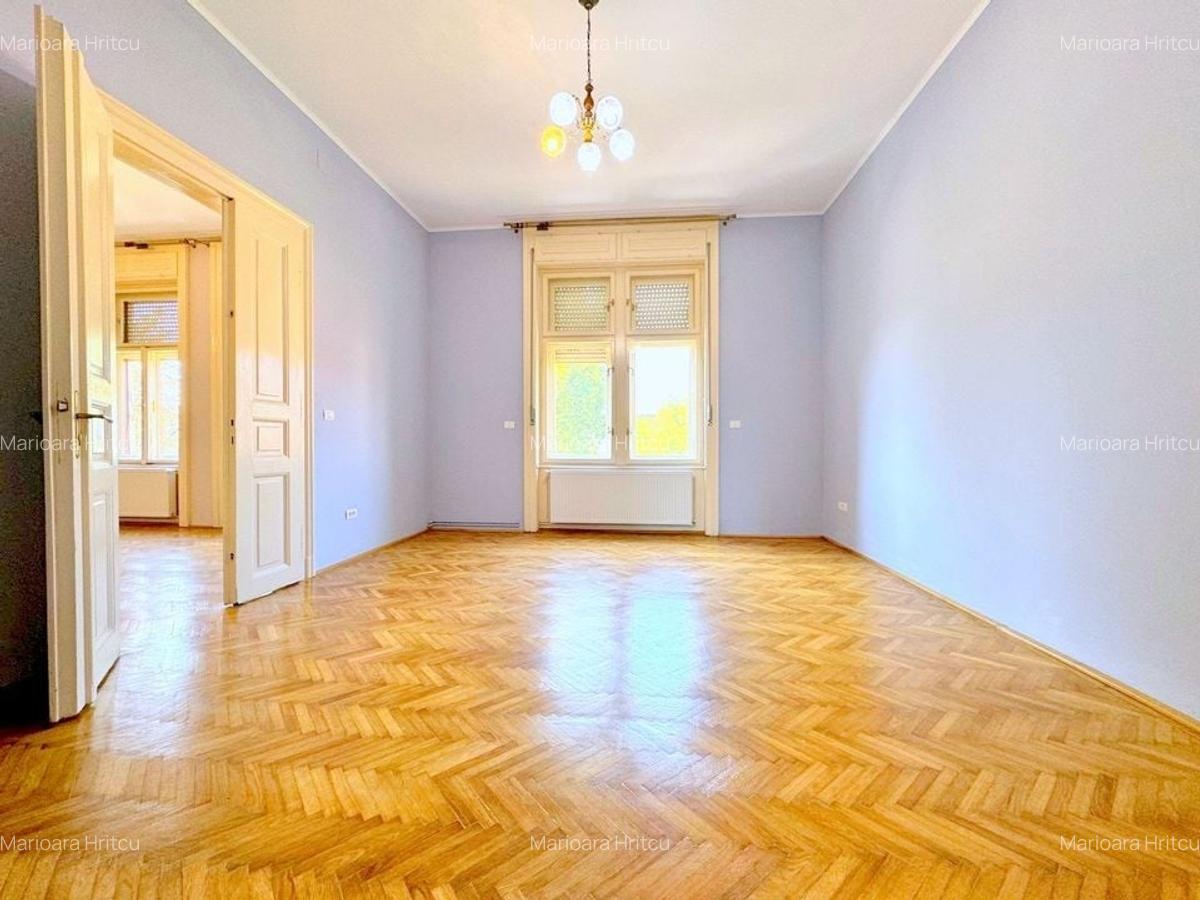 Apartament cu 4 camere semidecomandat în Central - 10