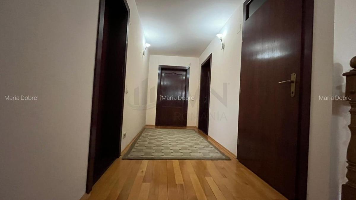 REV2005341 Vila deosebita cu piscina si teren generos Buftea zona exclusivista - 25