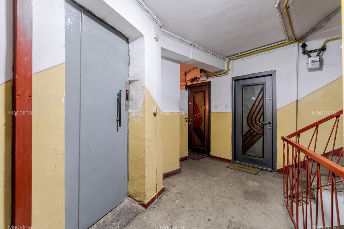 Apartament spațios, modernizat, 2 camere – Bd. Cosminului - 27