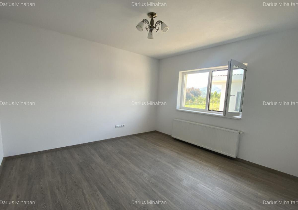 Casa noua Sacel 142 mp, teren 2000 mp, priveliste munti si a - 13