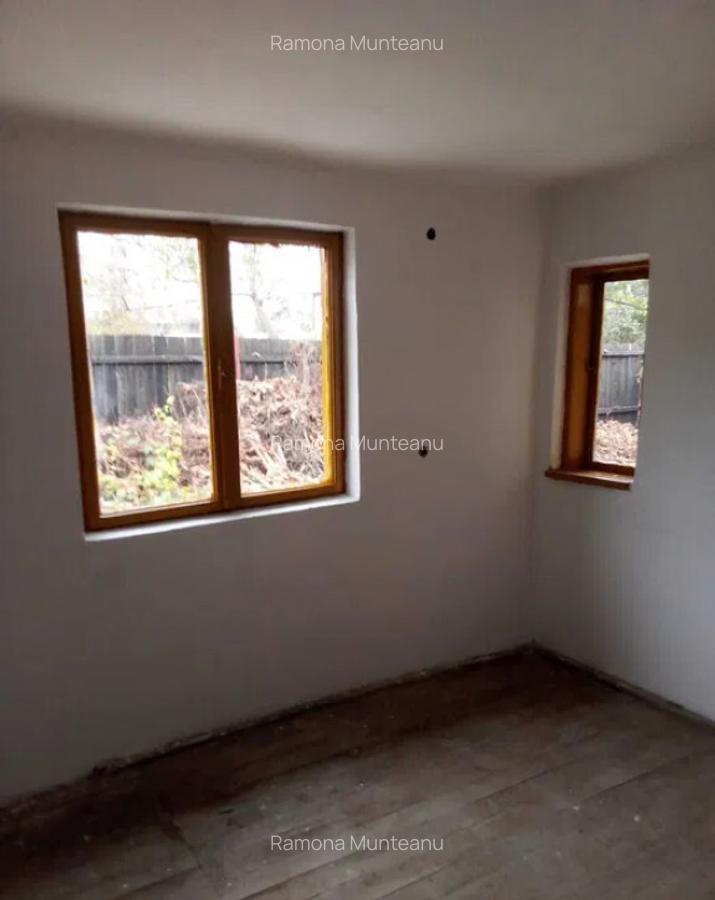 Proprietar casa in comuna Manesti, sat Coada Izvorului, Prahova - 5