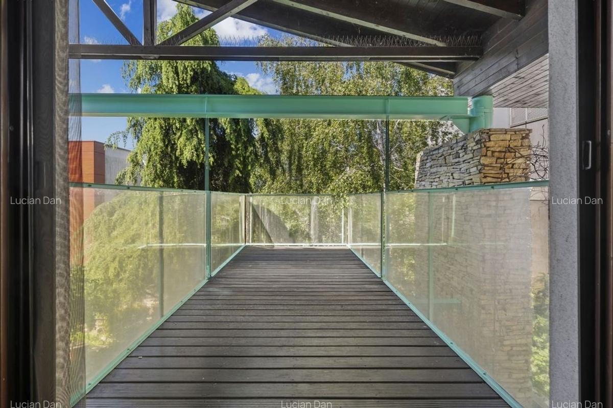 ARTSY LAKEFRONT VILLA | BANEASA - 46