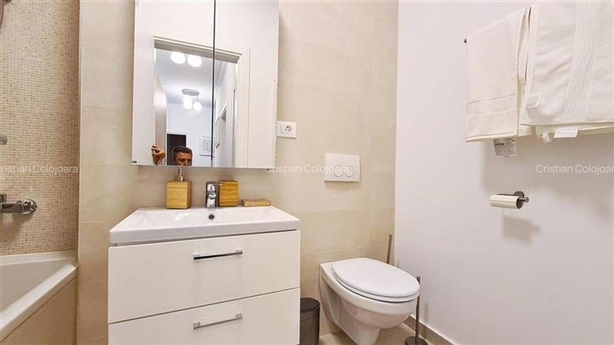 Apartament cu 3 camere în Torontalului - 16