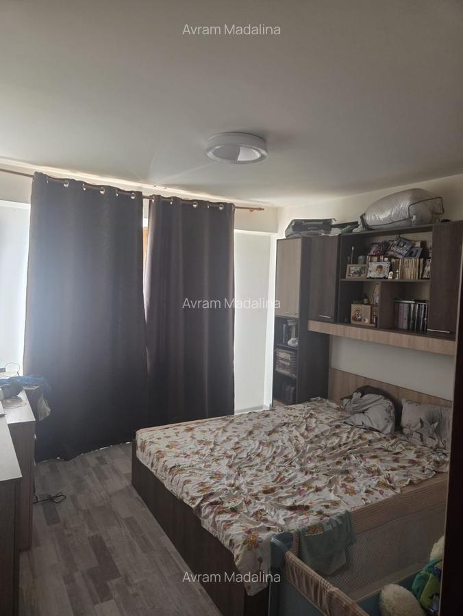 Tomis 3_apartament 2camere,decomandat,pret 82.000E - 3