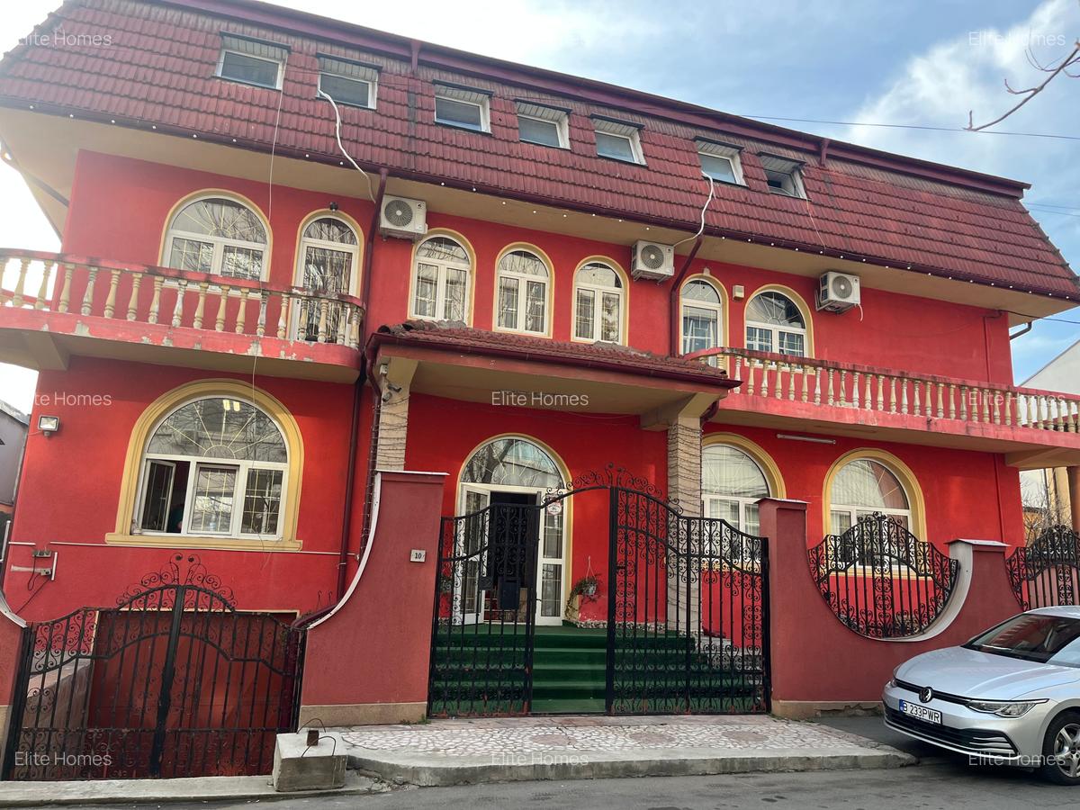 Casă spațioasă și versatilă -locuință sau business/Spacious and Versatile House - 1