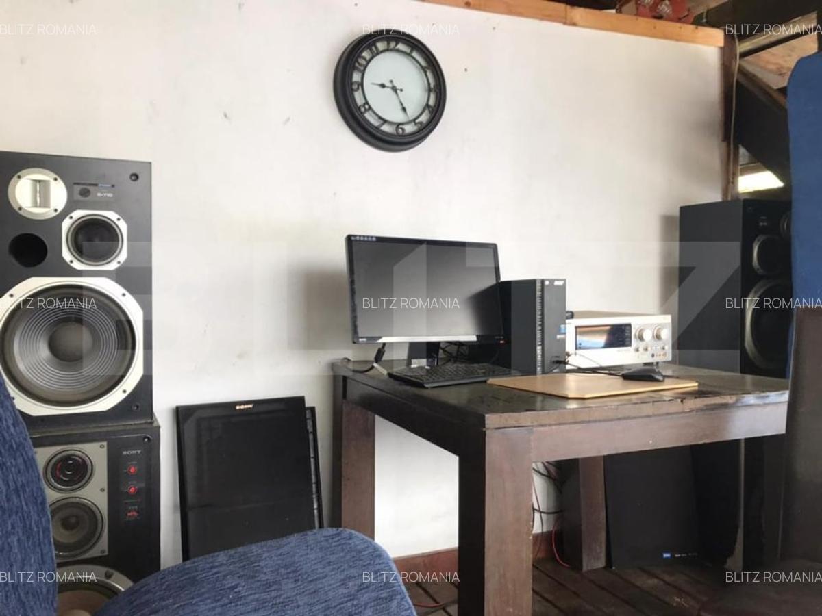 Casa Moderna cu Piscina, Foisor si Teren Generos-Teaca - 14