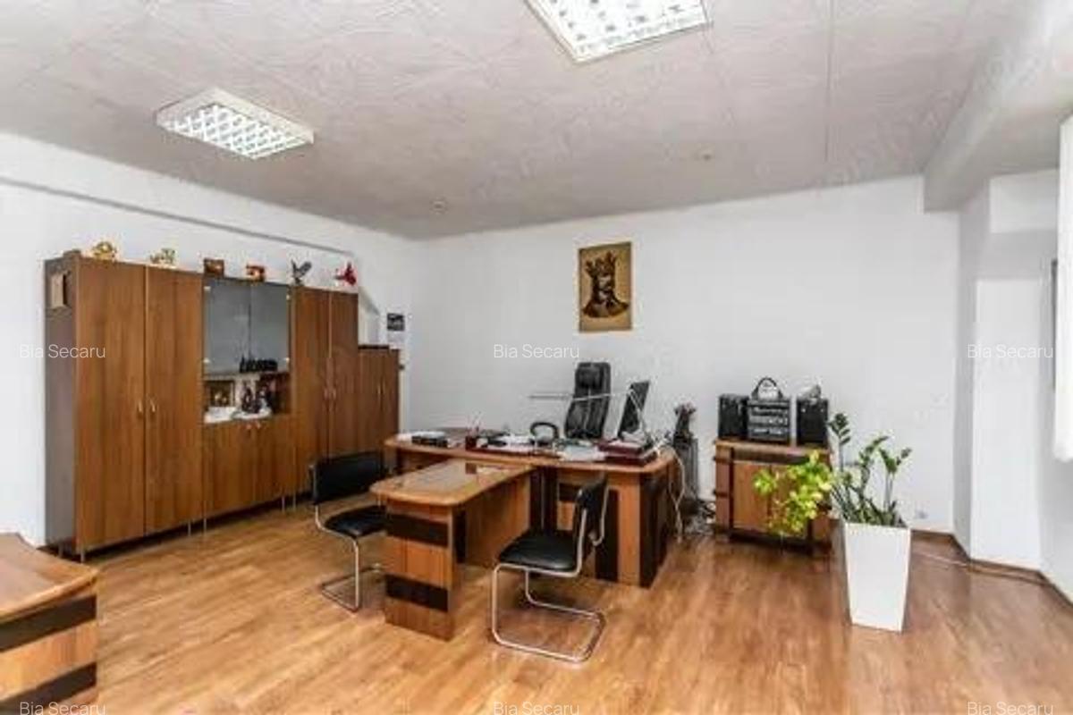 Ofer spre inchiriere birou spatiu comercial 56 de mp, etaj1 in zona unirii. - 3