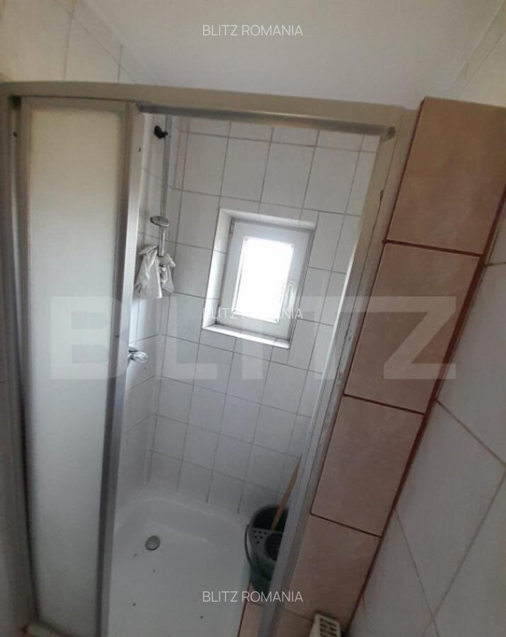 Casa de vanzare, cu 5 camere, 200 mp, zona Piatra Fantanele - 33