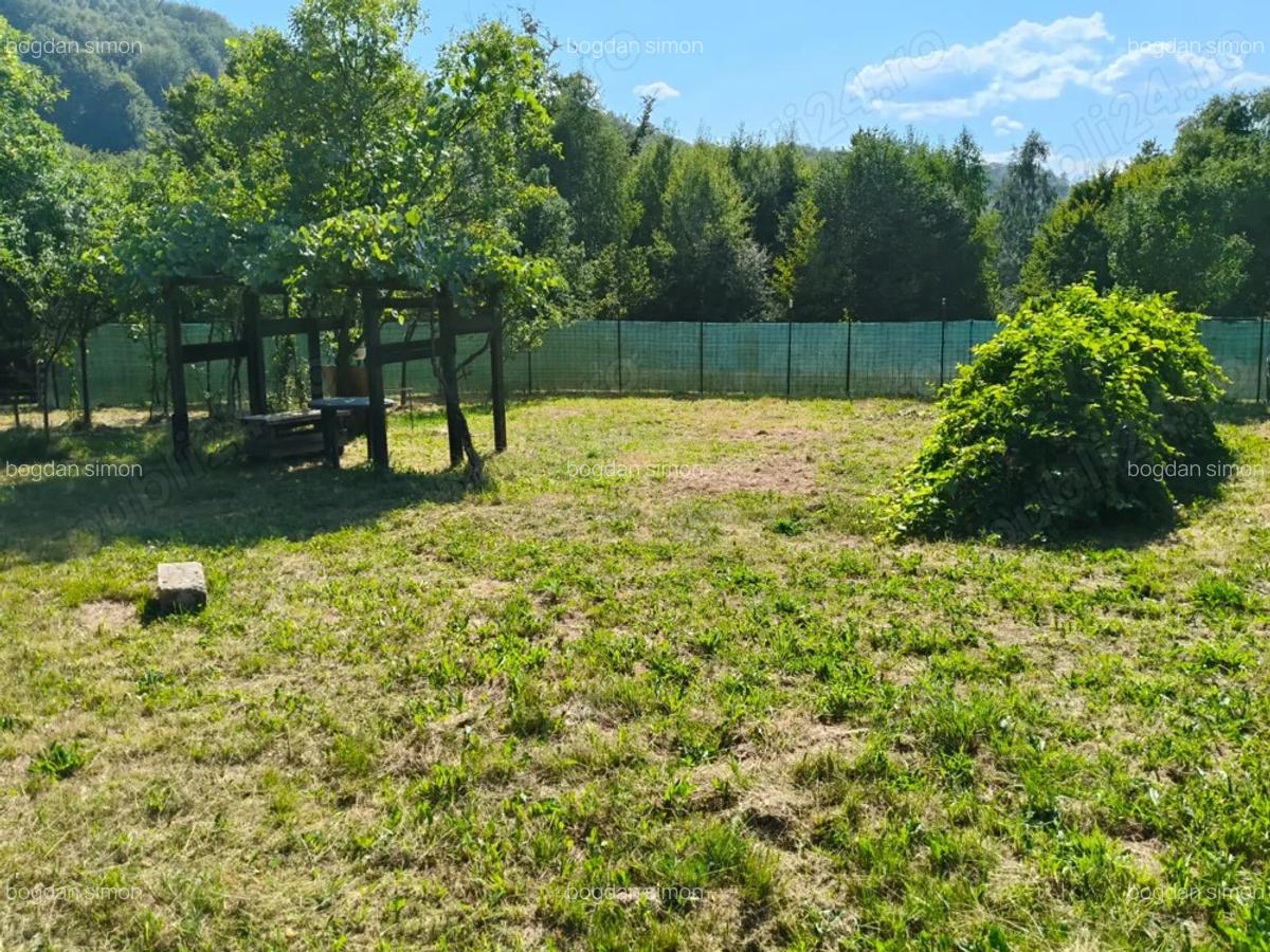 Proprietar vand casa + teren intravilan in sat Bani?a, jud. Hunedoara - 4