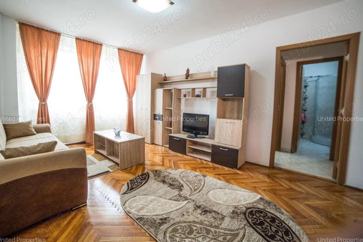 Apartament cu 3 camere Ultracentral - 1