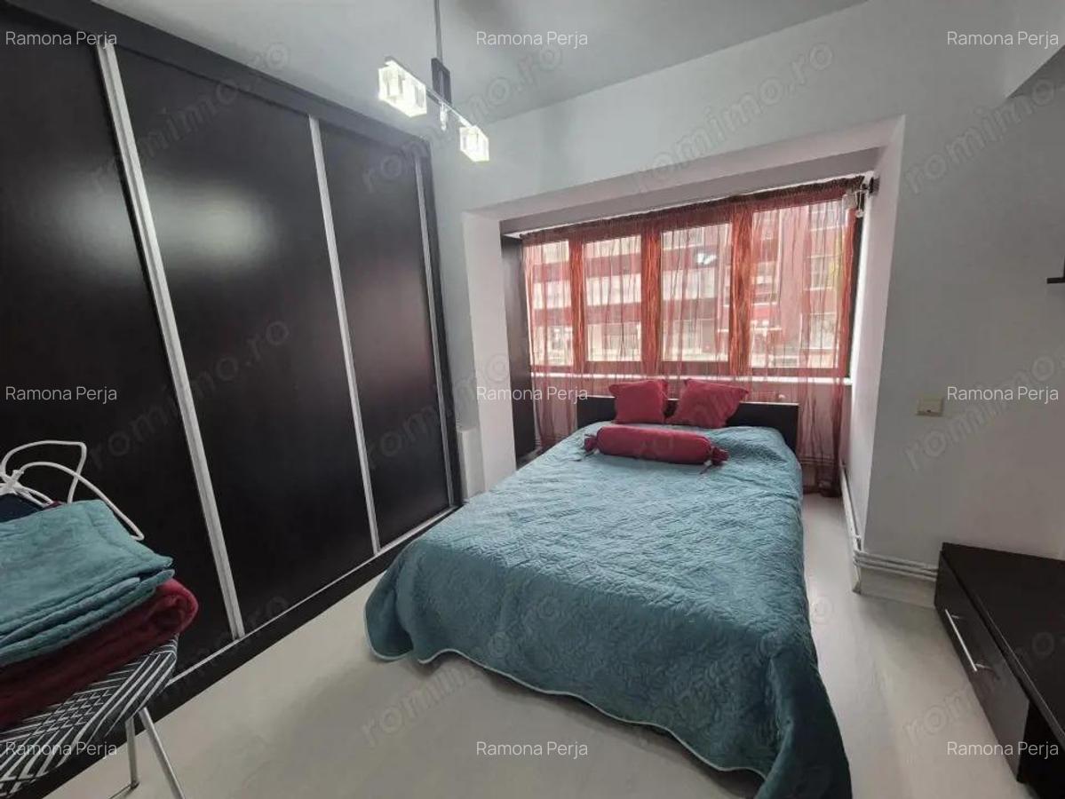 Apartament 3 camere Centru - zona Universitatii Pitesti, etaj 1 - 5