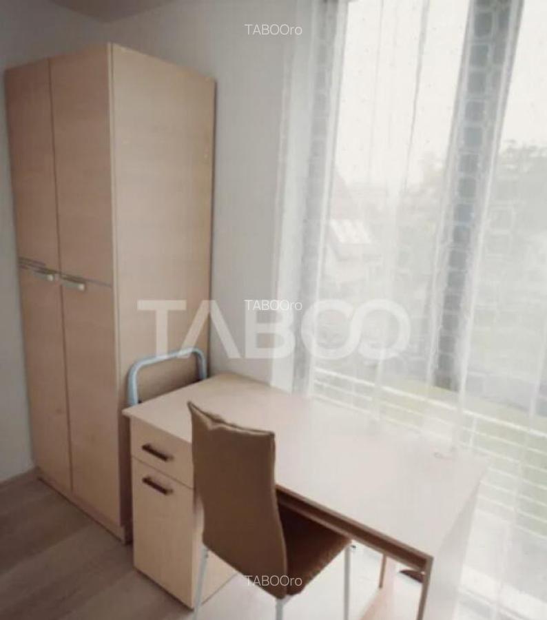 Apartament de vanzare decomandat cu 2 camere situat in Maras - 3