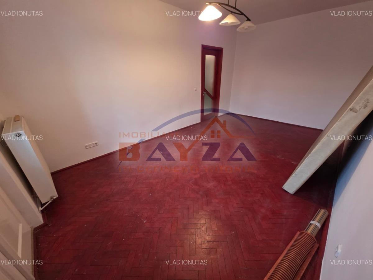 Vanzare apartament, strada Nicolae Iorga - Baia Mare, etaj 1, garaj si boxa - 6