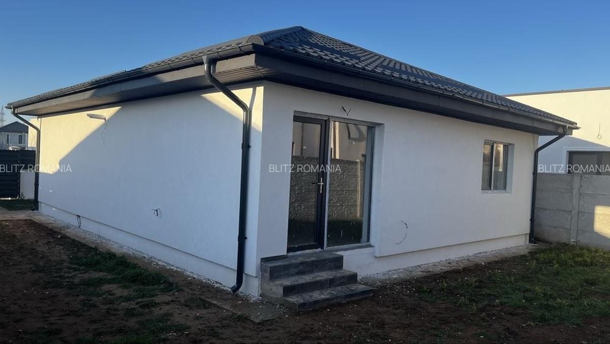Casa pe parter Damila 105 mp construiti,  teren 300mp - 2