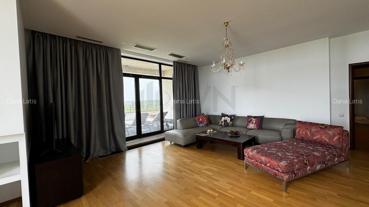 REA1024143 Penthouse spectaculos cu terasa de 360 mp si vedere spre padure l de - 17