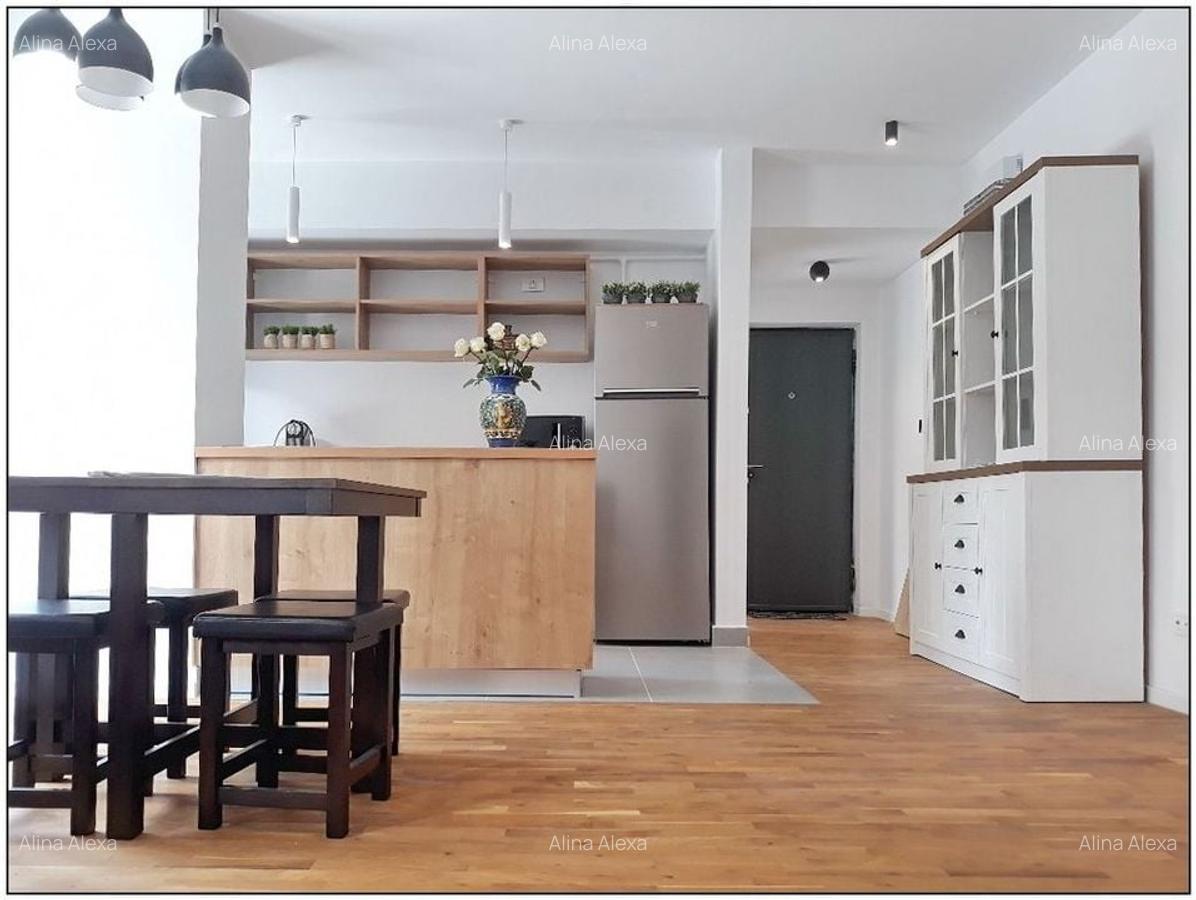 Apartament cu 3 camere decomandat în Brașovul Vechi - 2
