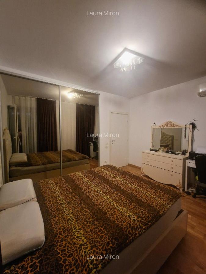 Se vinde direct de la proprietar – apartament 3 camere cu gradina, - 2