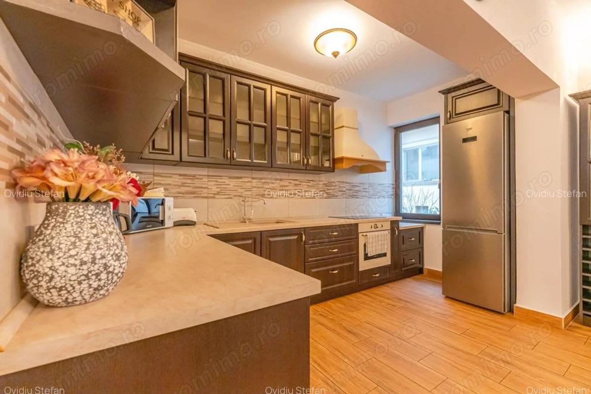 Pensiune Ra?nov, 13 camere plus locuin?a proprietar, zona Cetate - 7