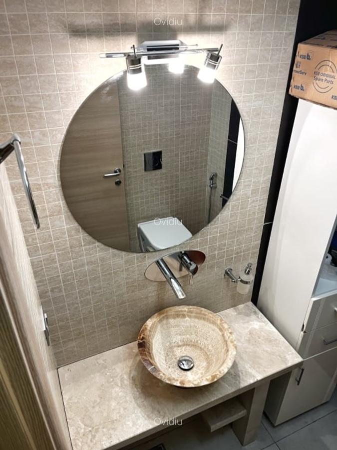 Apartament 2 camere, etaj parter cu curte interioară, metrou OBOR - 15