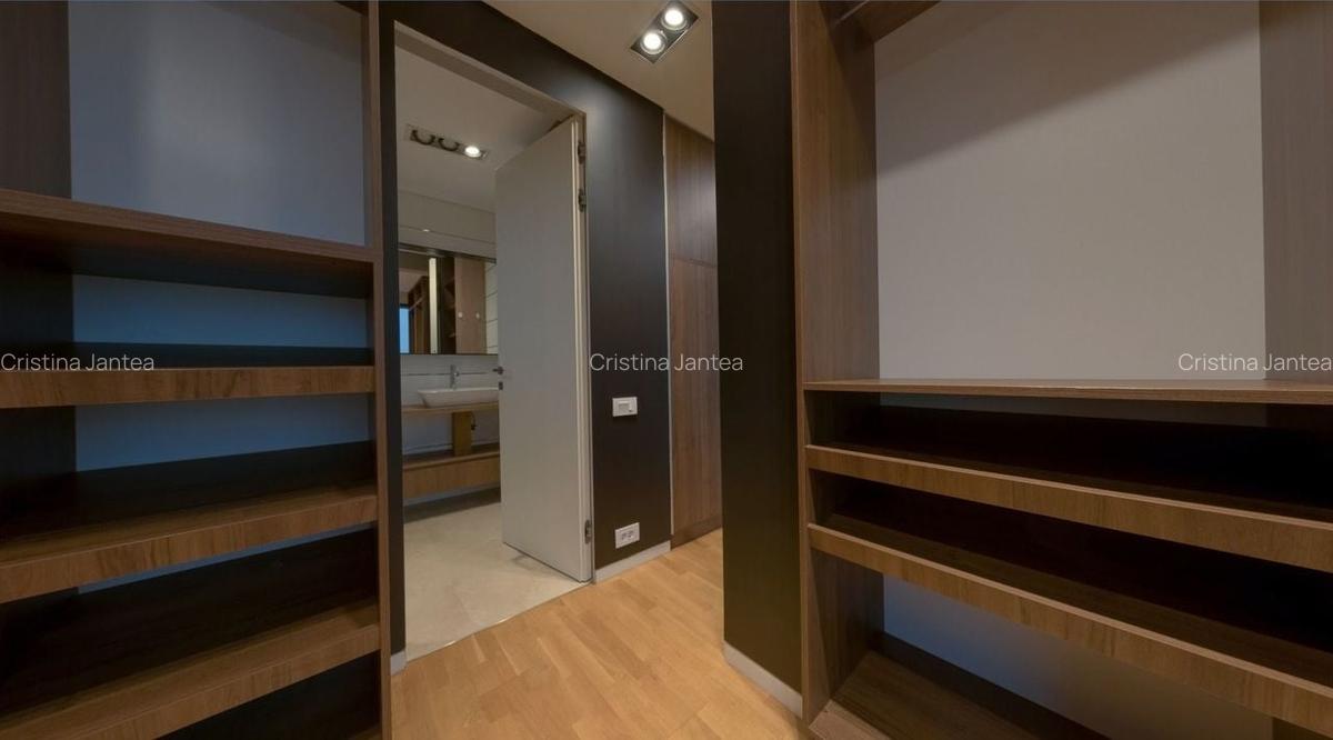 New! American School villa - 5