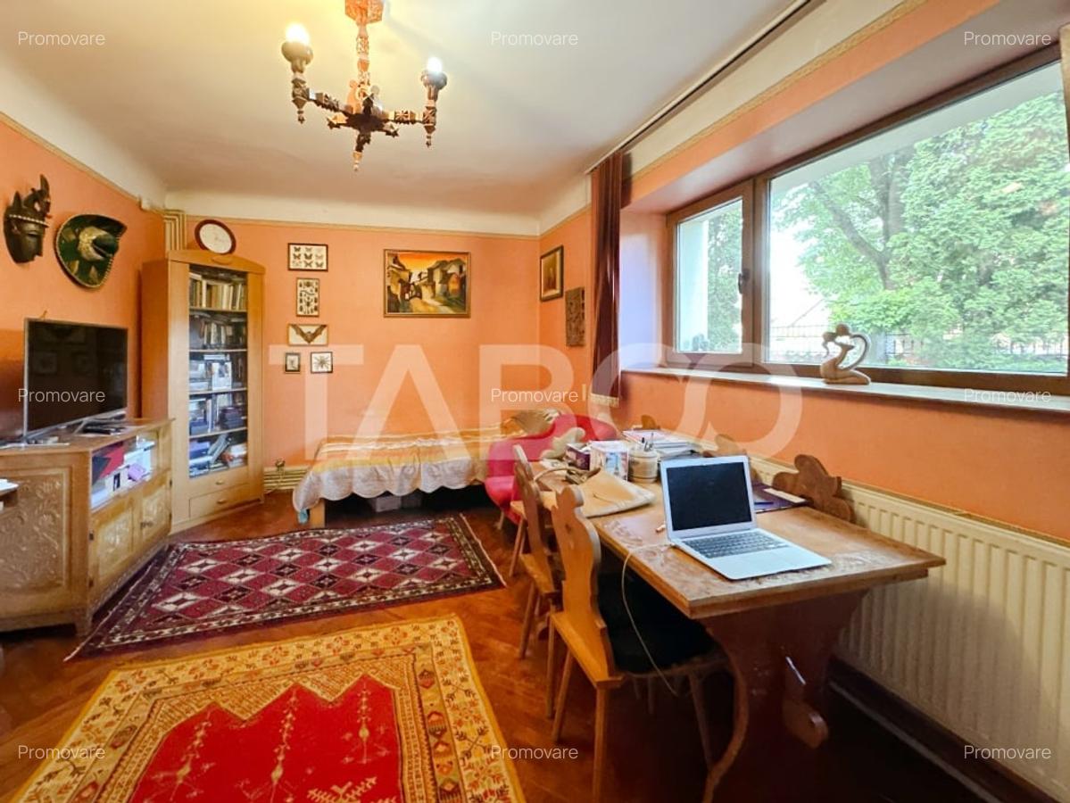 Apartament de vanzare cu 3 camere si curte la vila in Andrei Muresanu - 4